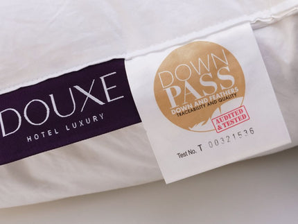 Verantwortungsvoll gewonnene Daunen – dafür steht DOUXE