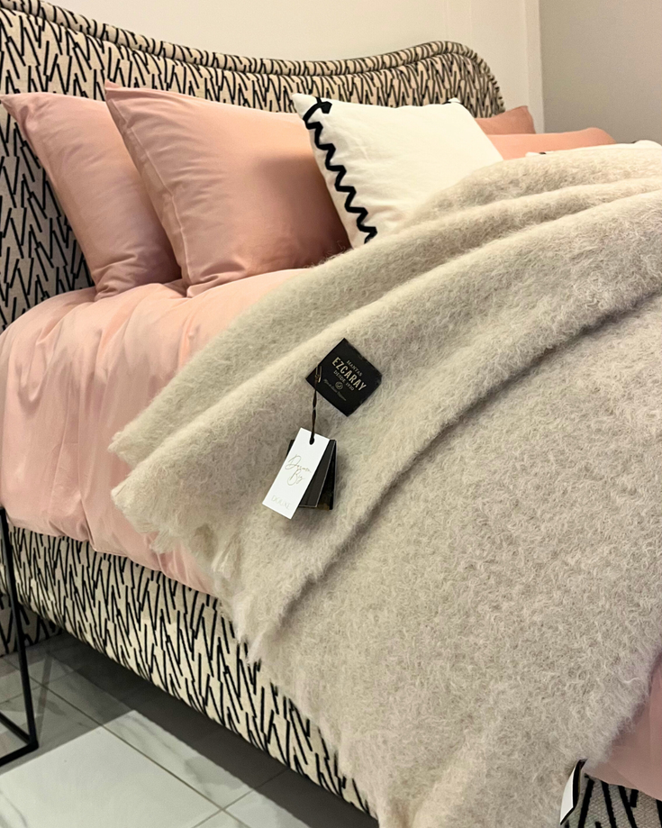 Mantas Ezcaray Plaid 260×240 cm - Beige