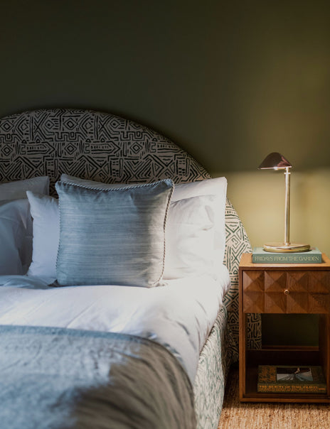 Bibury Bett