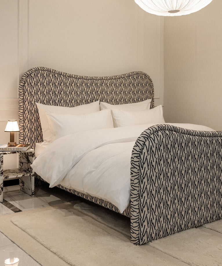 Bett Vendôme Paris - Reyes Ebony