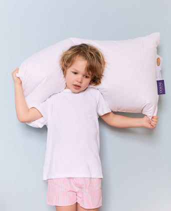 Kinderkissen Daunen 50×90 cm - Petit Hôtel Kinderkissen Daunen 50×90 cm - Petit Hôtel