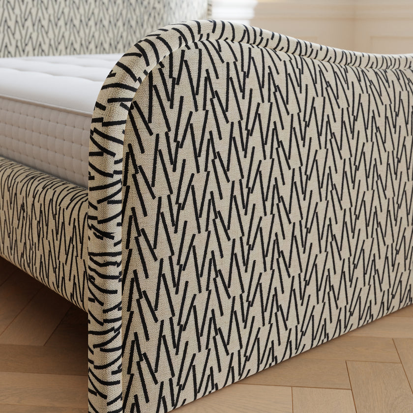 Bett Vendôme Paris - Reyes Ebony