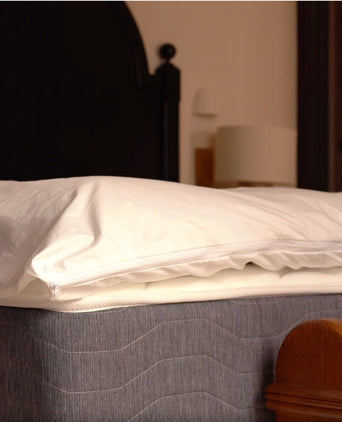 Federunterbett Schutzhülle