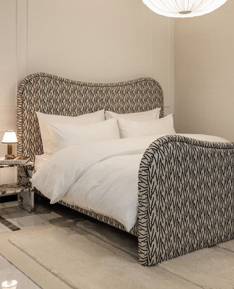 Bett Vendôme Paris - Reyes Ebony