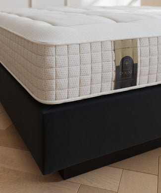 DOUXE Black Label Boxspring + Black Label Matratze | Jet Black