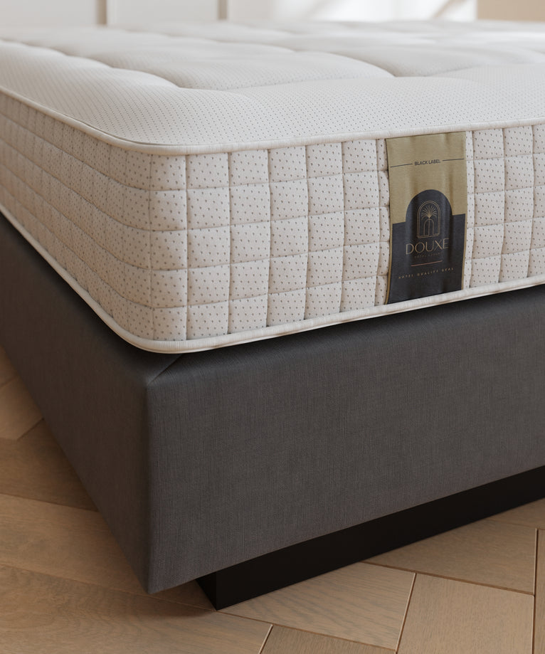 DOUXE Black Label Boxspring + Black Label Matratze | Swedish Grey