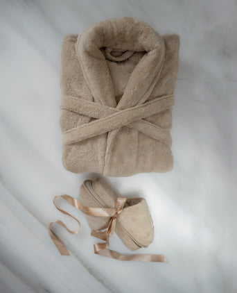 Bademantel und Hausschuhe Geschenkset | Latte
