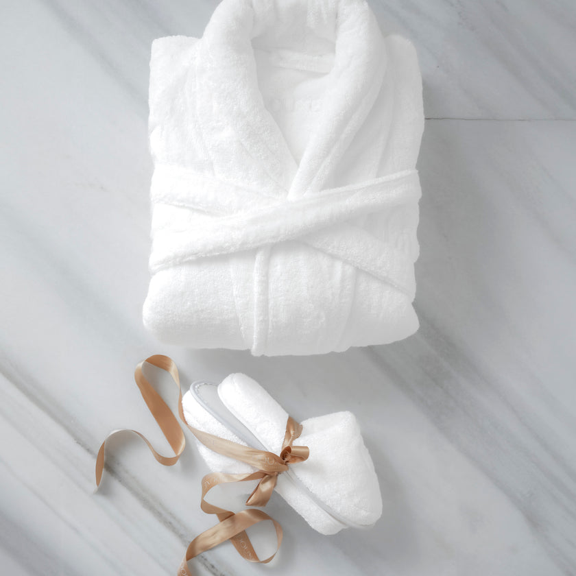 Bademantel und Hausschuhe Geschenkset | Weiß