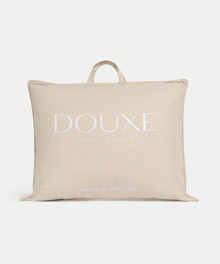 DOUXE Daunenkissen - 60x70 cm