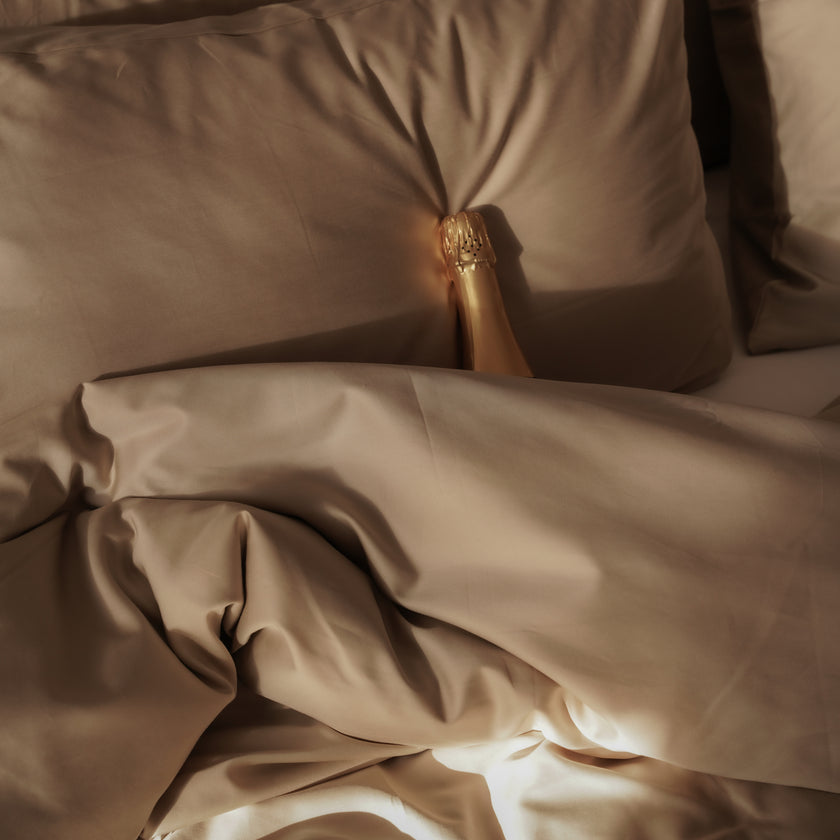 Bettwäsche-Set + Spannbettlaken aus ägyptischer Baumwolle Satin | Champagne